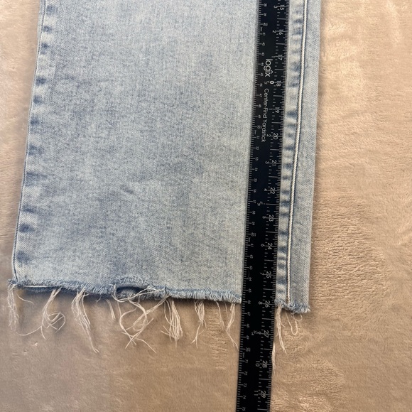 DAZE Hug High Rise Cropped Wide Leg Jeans Raw Hem Light Wash Size 32 - Picture 10 of 11